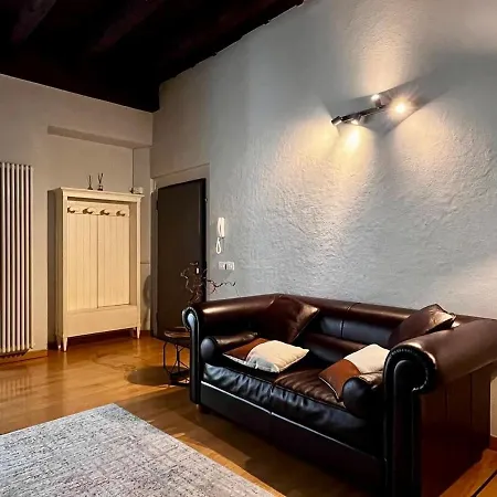Residenza Tazzoli - Big House 120 M2, With 2 Bedrooms And 2 Bathrooms * Verona