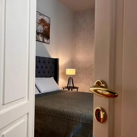 Apartment Residenza Tazzoli - Big House 120 M2, With 2 Bedrooms And 2 Bathrooms Verona