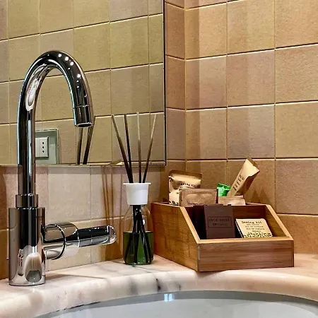 Apartment Residenza Tazzoli - Big House 120 M2, With 2 Bedrooms And 2 Bathrooms *