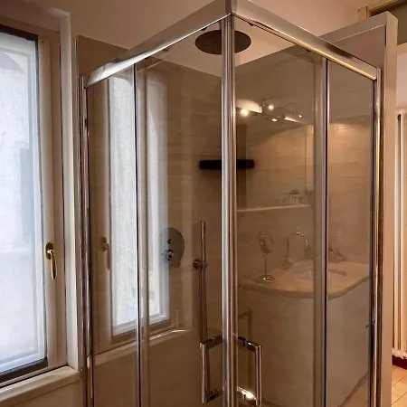 Apartment Residenza Tazzoli - Big House 120 M2, With 2 Bedrooms And 2 Bathrooms *