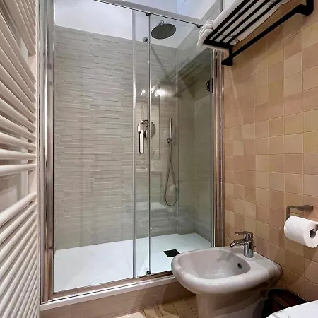 Apartment Residenza Tazzoli - Big House 120 M2, With 2 Bedrooms And 2 Bathrooms