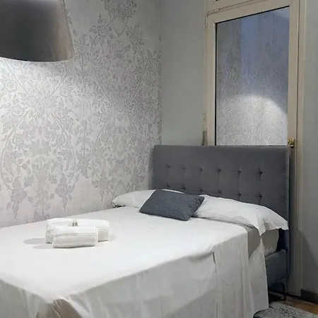 Residenza Tazzoli - Big House 120 M2, With 2 Bedrooms And 2 Bathrooms Apartment *